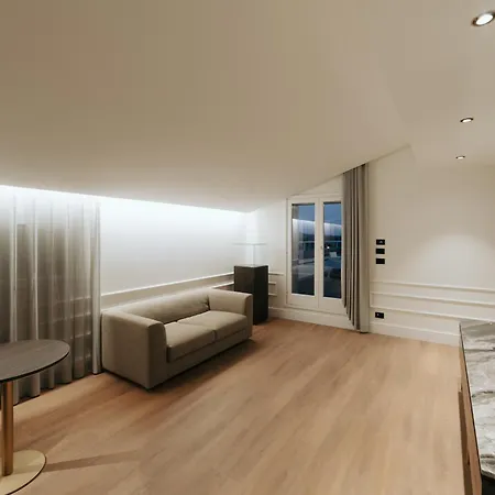 Italia Hotel 3*