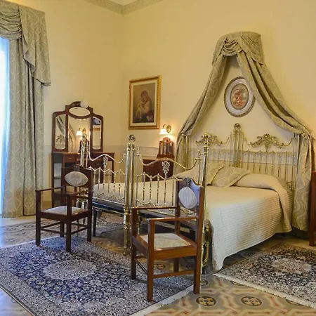 Hotel Italia 3*