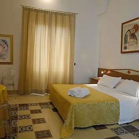 Italia Hotel