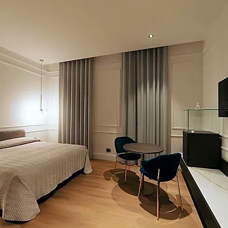 Italia Hotel 3*