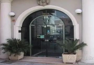 Italia 3*