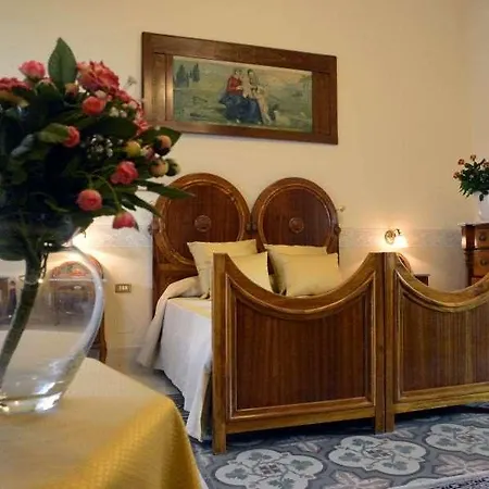 Italia Hotell
