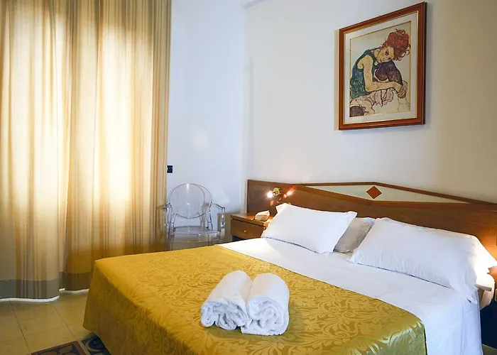 Otel Italia 3*